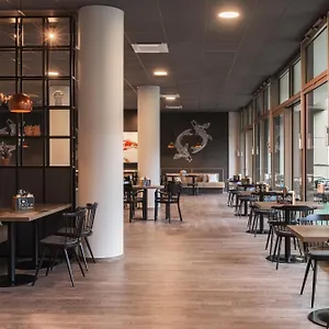 Hotel - The Niu Tab Main Station By Ihg